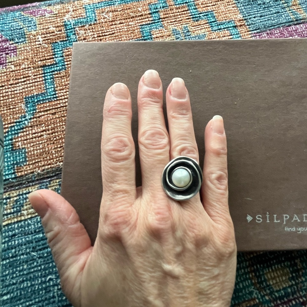 Silpada Lily Swirl Pearl Ring